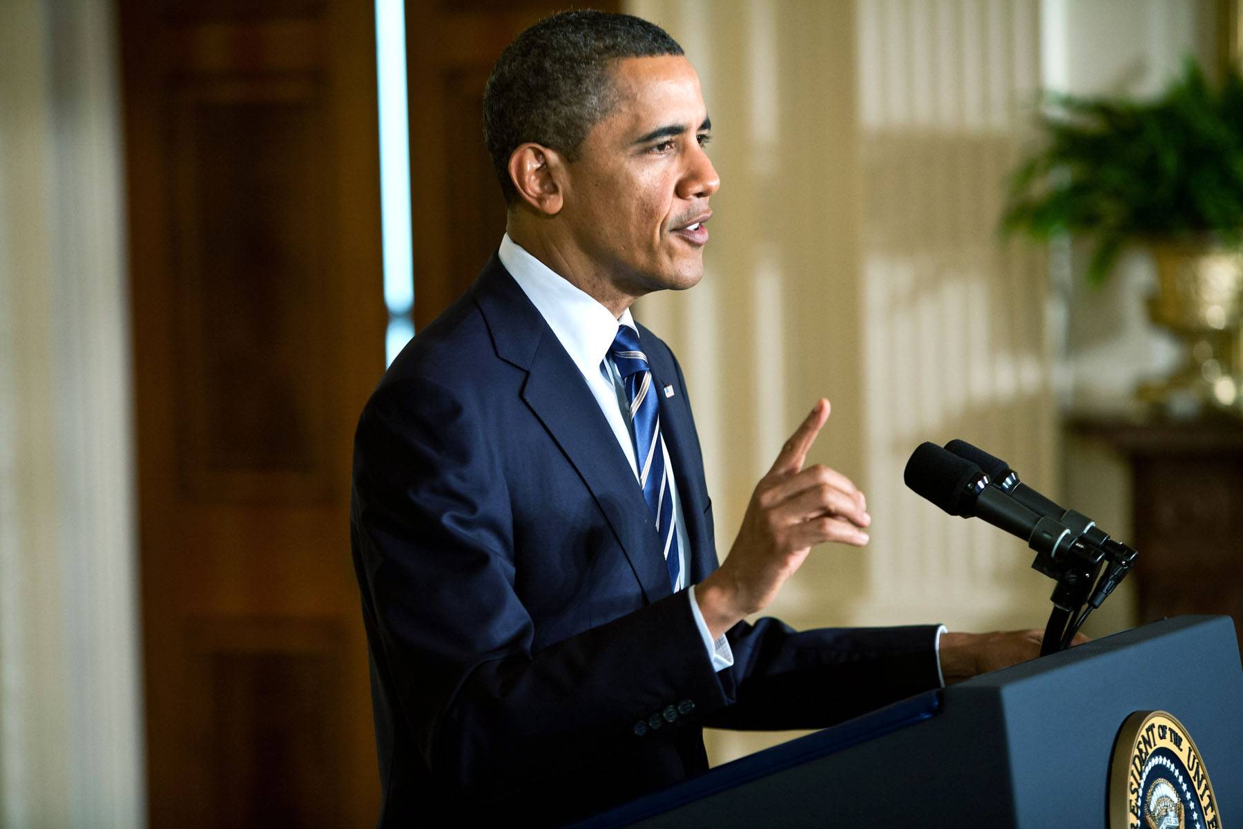 No Child Left Behind Proficiency Deadline Dropped in 10 States&nbsp; - In what has been called one the most prominent acts of his presidency, on Thursday President Obama announced an executive action to free 10 states from the&nbsp;stringent requirements of the more-than-a-decade-old No Child Left Behind Act.(Photo: Brendan Hoffman/Getty Images)