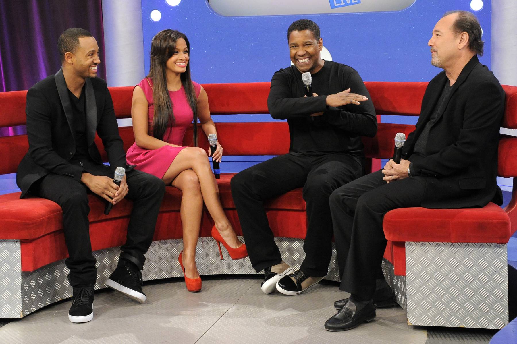 Brush Your Shoulder Off - Denzel Washington and Rubén Blades talk with Terrence J and Rocsi Diaz at 106 &amp; Park, February 7, 2012. (Photo: John Ricard / BET)