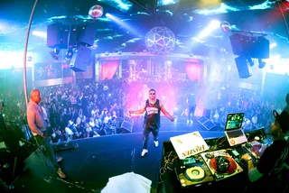 Nelly - Drais LIVE resident artist Nelly closed out Saturday with an explosive performance at Drais Nightclub in Las Vegas. (Photo: Courtesy of Devin Jimenez/Tony Tran Photography)