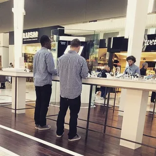 Seeing Triple - Um...is this some kind of urban hipster uniform?(Photo: @thatjcrewginghamshirt on Instagram)