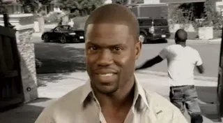 On Kevin - "why errbody actin like they dont know Kevin Hart. dats makin me mad hahaha" — @BREEZYTAVERS  (Photo: BET)