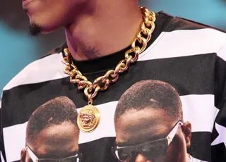 Peer Pressure - It seems as though August Alsina is influenced by Trinidad with the gold arond his neck.&nbsp;(Photo:&nbsp; Bennett Raglin/BET/Getty Images for BET)