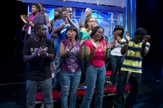 Twi-Hards Unite - Twilight fans eagerly await Taylor Lautner's first appearance on BET's 106 &amp; Park. (Photo: John Ricard / BET)