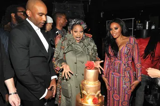 Let Them Eat Cake - Raven-Symoné and Angela Simmons get ready for a sweet treat at the WE tv premiere of Growing Up Hip Hop in New York City.(Photo: D Dipasupil/Getty Images for WE tv)