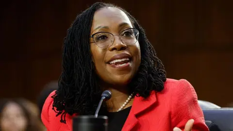 Black Twitter Disturbed By Jeopardy Contestants Who Have No Clue Who Black Twitter Disturbed By Jeopardy Contestants Who Have No Clue Who