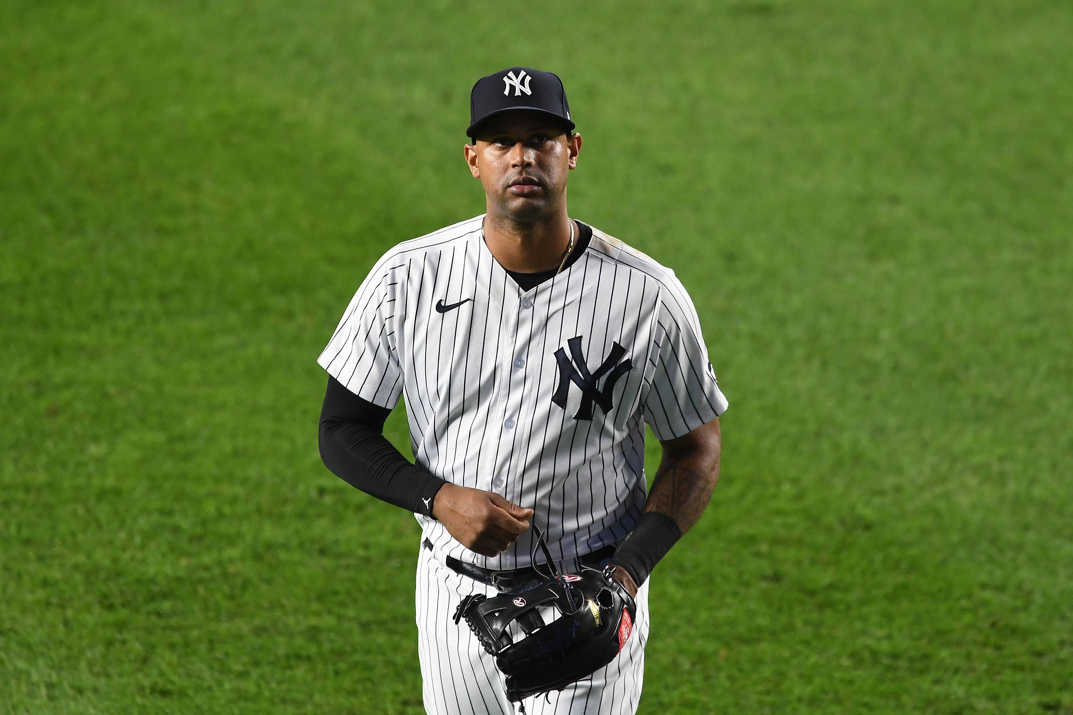 NEW YORK, NEW YORK - SEPTEMBER 17: Aaron Hicks #31 of the New York Yankees looks on during the eighth inning against the Toronto Blue Jays at Yankee Stadium on September 17, 2020 in the Bronx borough of New York City. (Photo by Sarah Stier/Getty Images)