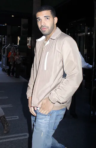 Drake @Drake - Tweet: &quot;Thanks to @BET for the 5 awards!&quot;(Photo: Fortunata / Splash News)