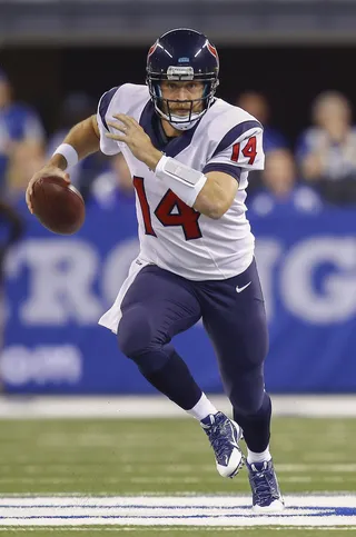 Jets Trade for Texans QB - The New York Jets landed quarterback Ryan Fitzpatrick&nbsp;via a trade with the Houston Texans&nbsp;on Wednesday. This seemingly gives Gang Green the quarterback they need to move forward and they did it by giving up a conditional seventh-round pick.&nbsp;(Photo: Michael Hickey/Getty Images)