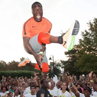 Jump for Joy - Kevin does a massive leap for the many joggers who joined him.  (Photo: Kevin Hart via Instagram)