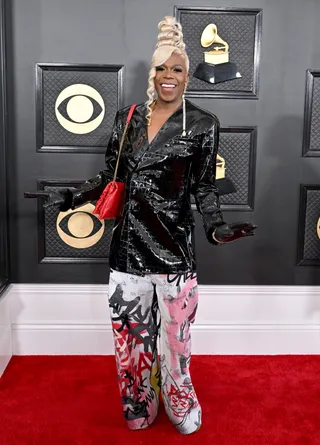 020423-style-65th-annual-grammy-awards-eye-catching-looks-spotted-on-the-red-carpet15.jpg