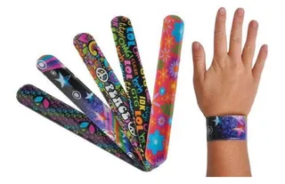 Snap Bracelets - &nbsp;(Photo: Kennistweets via Twitter)&nbsp;