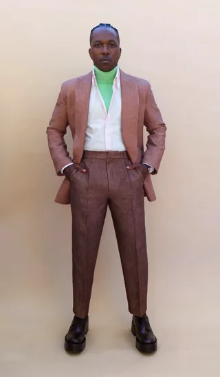 Leslie Odom Jr. In Valentino - (Photo by Phoebe Joaquin/Phoebe Joaquin via Getty Images) blackgirlnerds