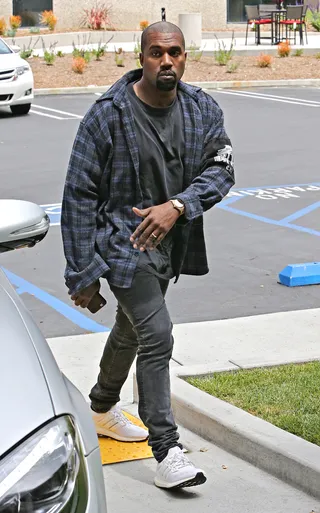 FFN_IMAGE_52047236|FFN_SET_70006510