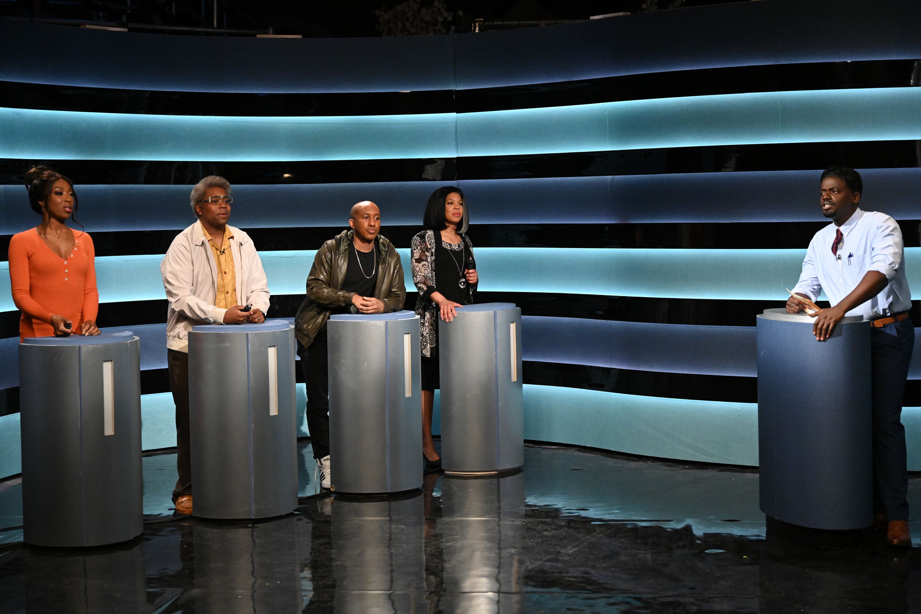 SATURDAY NIGHT LIVE -- "Daniel Kaluuya" Episode 1801 -- Pictured: (l-r) Ego Nwodim, Kenan Thompson, Chris Redd, Punkie Johnson, and host Daniel Kaluuya during the "Doctor Game Show" sketch on Saturday, April 3, 2021 -- (Photo By: Will Heath/NBC/NBCU Photo Bank via Getty Images)