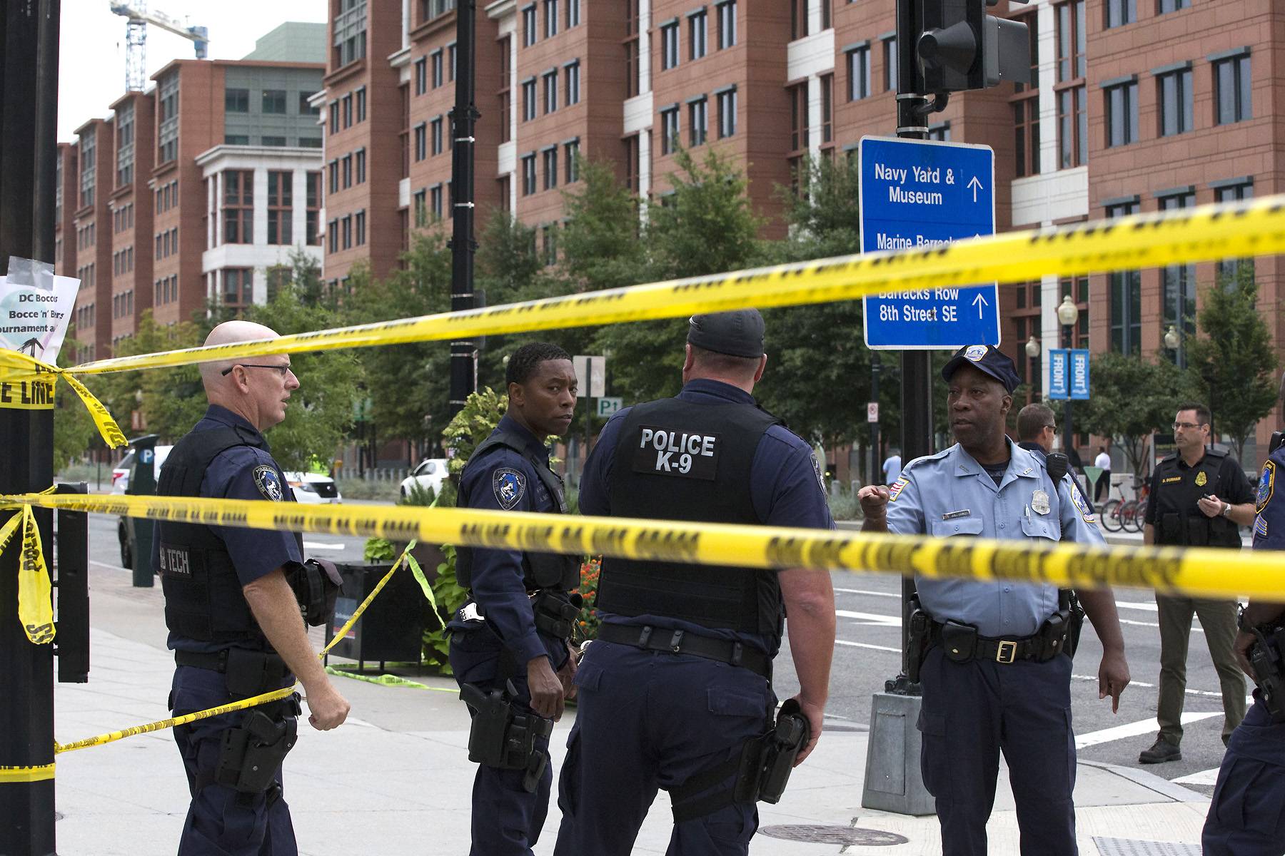 Navy Yard Shooting Leaves 1 Gunman, Multiple People Dead