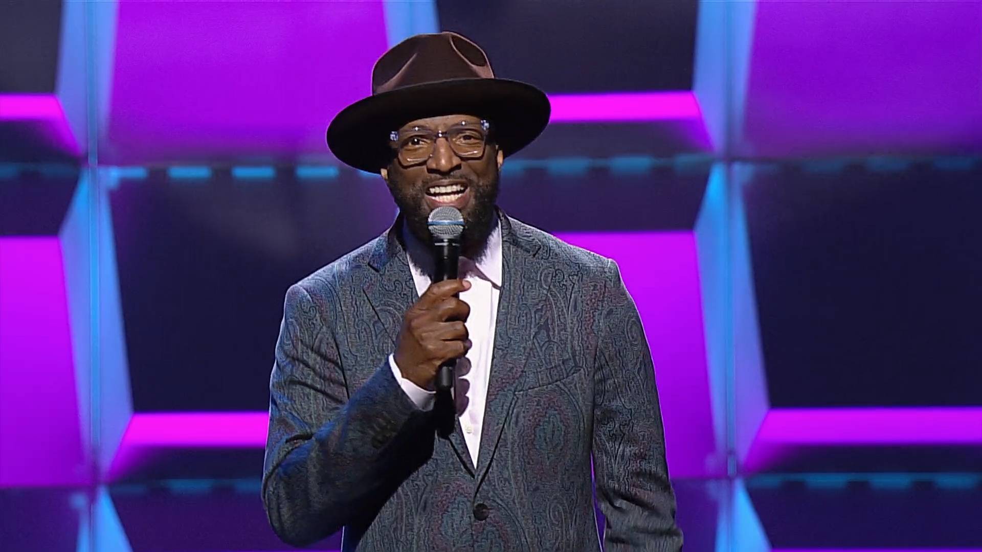 Rickey Smiley opens up the 2020 Super Bowl Gospel Celebration.