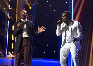 Anthony Hamilton and DeWayne Woods Perform - (Photo: BET)