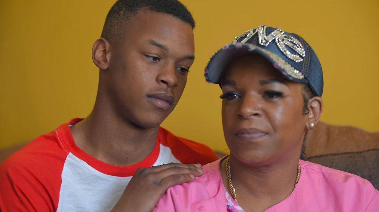 News, 2016, Baltimore, Baltimore mom, Toya Graham, Michael Singleton, fire, GoFundMe