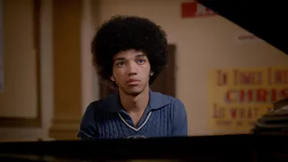 Poetry to bars - Justice Smith’s portrayal of Zeke (aka Books) is absolutely moving as a kid who transitions from spoken word aficionado to full fledged MC.(Photo: Netflix)