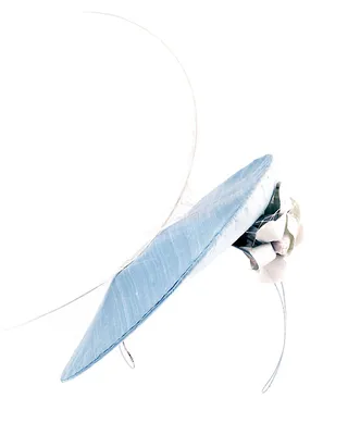 Taylor Bundle MacLaren Millinery - Got a derby or fancy tea on your calendar? Work this headpiece into your look and turn heads. Pun intended.  (Photo: Boticca)