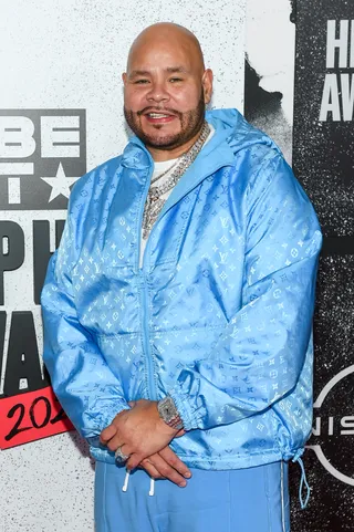 Fat Joe gave this adorable smirk while sporting his trim and neat beard. - (Photo by Marcus Ingram/Getty Images)