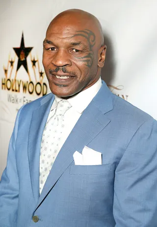 677756201QS00001_Hollywood_