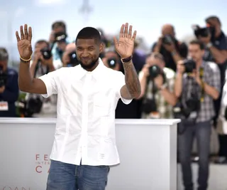 637208229MB00050_Hands_Of_S