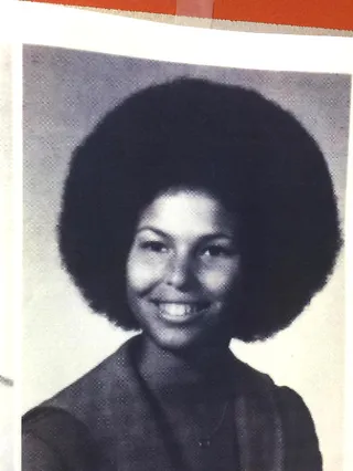 061015-b-real-style-beauty-tbt-celebrity-instagram-edition-debra-lee-twitter.jpg