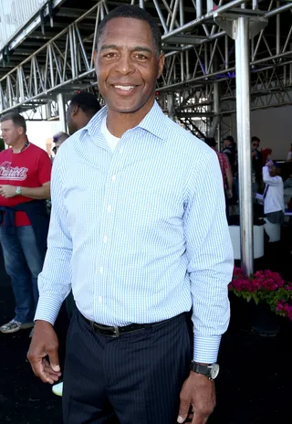 535427423DF00008_DIRECTV_Su