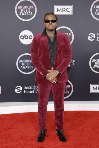 112221-style-celebrities-who-wowed-us-at-the-2021-american-music-awards-gunna.jpg