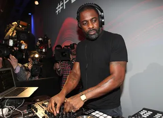 Mr. Ones and Twos - Idris Elba spins at the JAGUAR XE presentation at Umspannwerk in Berlin.(Photo: Gisela Schober/Getty Images for Jaguar)