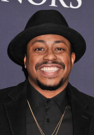 Raheem DeVaughn - Raheem DeVaughn&nbsp;accessorized his hat with a smile.(Photo: Kris Connor/BET/Getty Images for BET)