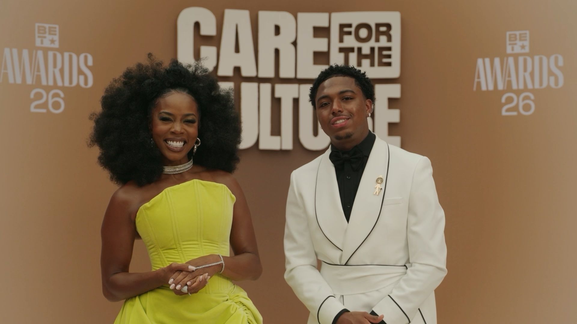 Host Brandee Evans Connects with Thaddeus Mixon on Culture & Wellness at the 2026 BET Awards - BET Awards 2026