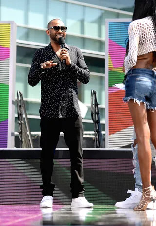 Mike Epps Brings the Funny to the Crowd - Actor Mike Epps gave the people something to laugh at during yesterday's 106 &amp; Park Live.(Photo: Matt Winkelmeyer/Getty Images for BET)