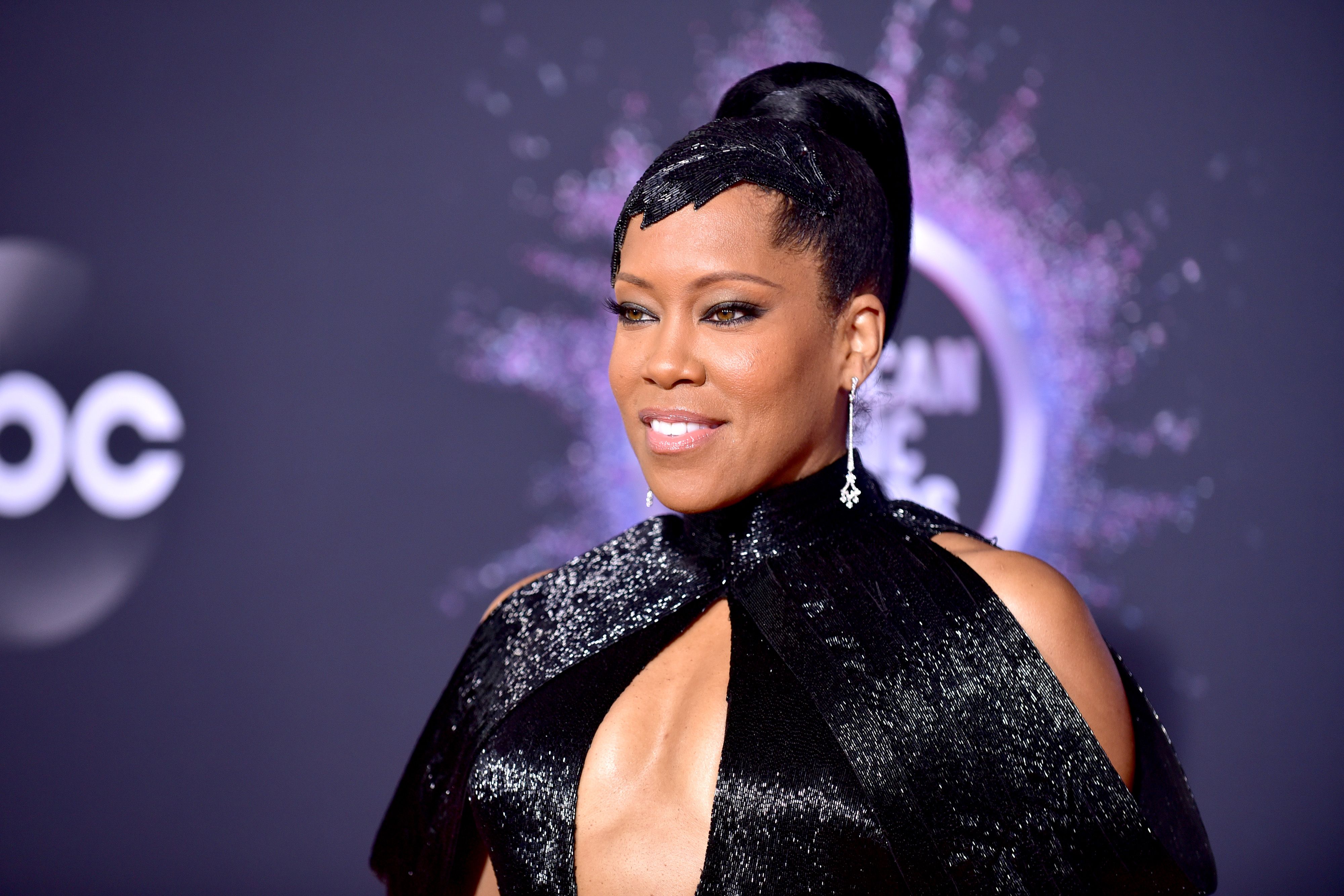 LOS ANGELES, CALIFORNIA - NOVEMBER 24: Regina King attends the 2019 American Music Awards at Microsoft Theater on November 24, 2019 in Los Angeles, California. (Photo by Rodin Eckenroth/FilmMagic)