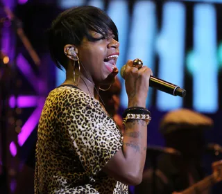 Idolized - Fantasia breathes energy into the microphone!&nbsp;(Photo: Isaac Brekken/Getty Images for Centric)