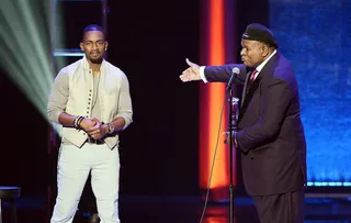 Major Props - A gracious George Wallace thanks Bill Bellamy for his work tonight. (Photo: Earl Gibson III/Getty Images for Centric)