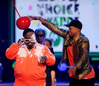 Cherry on Top - Cee Lo Green sports a cherry-topped hat while he and Kids' Choice Awards host Will Smith add the whipped cream onstage at Nickelodeon's 25th annual award show.    (Photo: Frank Micelotta/PictureGroup)