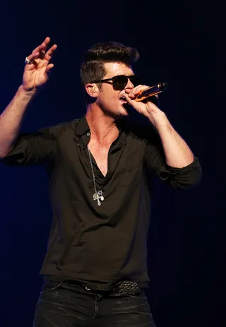 Robin Thicke&nbsp; - The soul singer's falsetto-laced hit LP Love After War earned him a Best R&amp;B/Soul Male Artist nomination. (Photo: Christopher Polk/Getty Images)