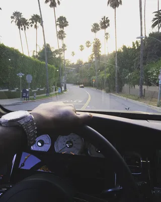 The Fresh Prince of Bev Hills - Looks like Meek Mill is enjoying being off house arrest. What better way to show it off than to cruise down the palm-tree lined streets of Beverly Hills?(Photo: Meek Mill via Instagram)