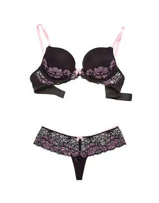 Adore Me  - Receive a new set of super-cute lingerie (matching bra and panties) each month. The first set is $25. Price: $40/month; sixth set free.  (Photo: Adore Me)
