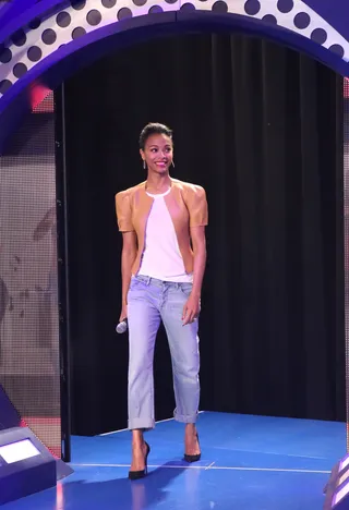 Glowing - Actress Zoe Saldana just radiates on the 106 &amp; Park stage. (Photo: Bennett Raglin/BET/Getty Images)