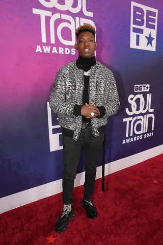 112021-soul-train-awards-2021-men-best-red-carpet-looks-yung.jpg