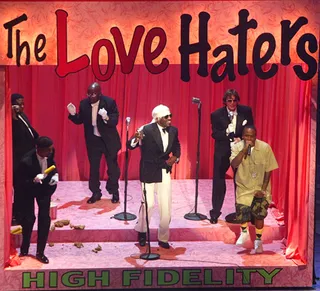 Hey Ya - OutKast performs "Roses" during the 2004 BET Awards. (Photo: M. Caulfield/WireImage for BET Network) &nbsp;&nbsp;