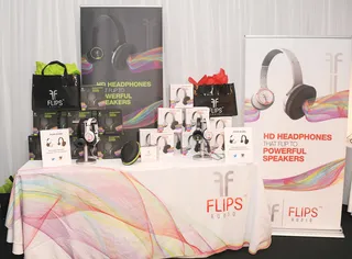 Flips Headphones - Flips Headphones — headphones that become powerful speakers — were just one of the many gifts celebs received! Visit flipsaudio.com for more info!  (Photo: Mark Sullivan/BET/Getty Images for BET)