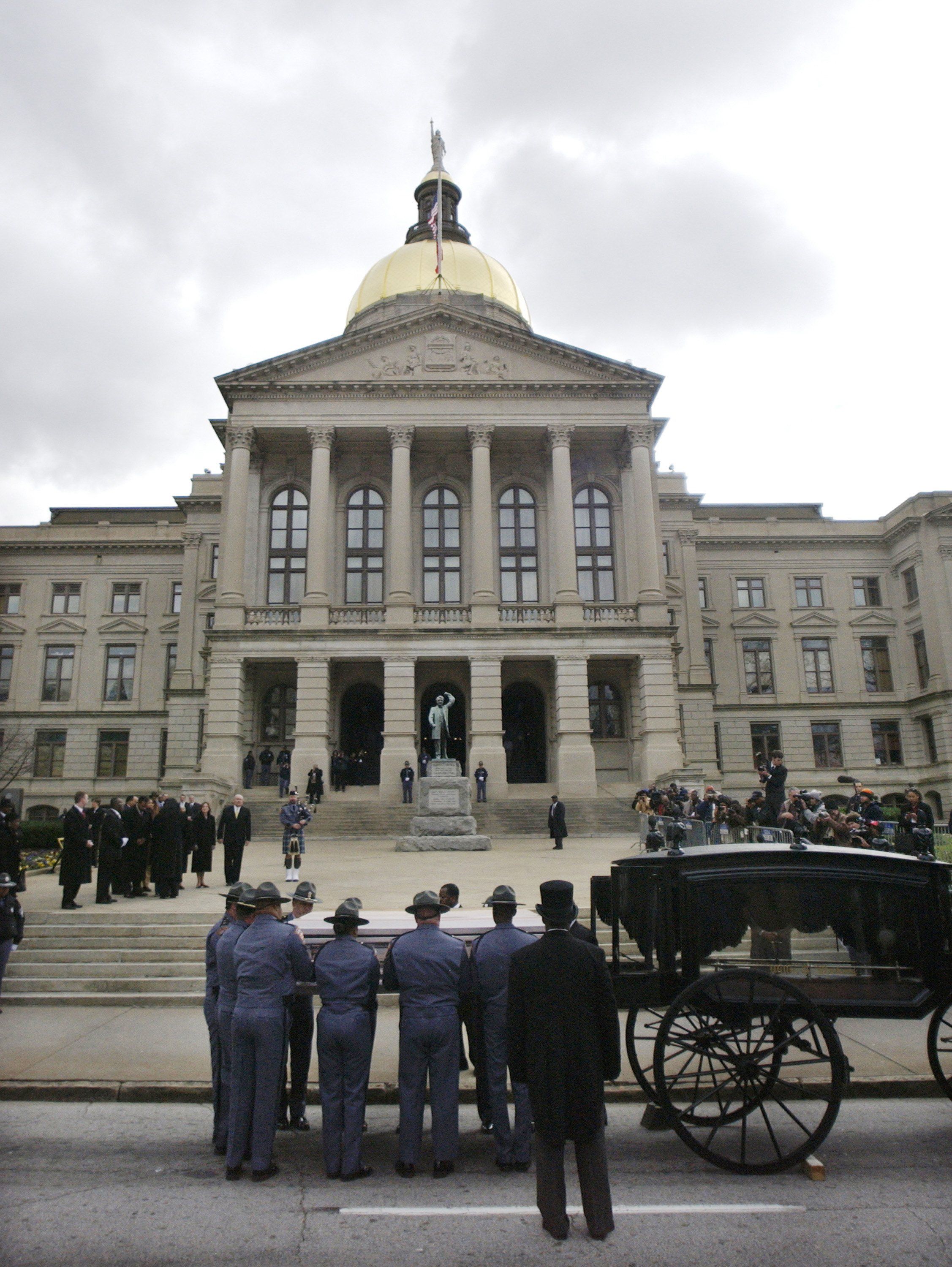 A Statue at the Georgia Capitol Is Removed