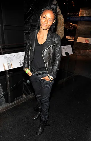 Hollywood to New York\r - Actress Jada Pinkett-Smith was also on hand to Watch the Throne.\r(Photo: Kevin Mazur/WireImage)