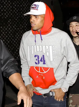 /content/dam/betcom/images/2013/08/Shows/106-and-Park-08-01-08-10/080613-shows-106-park-buzz-chris-brown.jpg