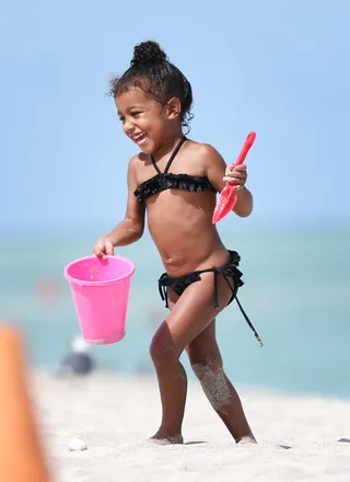 Fun in the Sun - North West enjoyed a day at&nbsp;the beach with her family in Miami. (Photo: Thibault Monnier, PacificCoastNews)