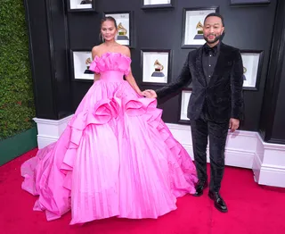 040322-style-grammys-john-legend-chrissy-teigan.jpg